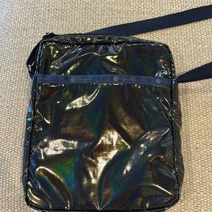 Le Sportsac crossbody handbag